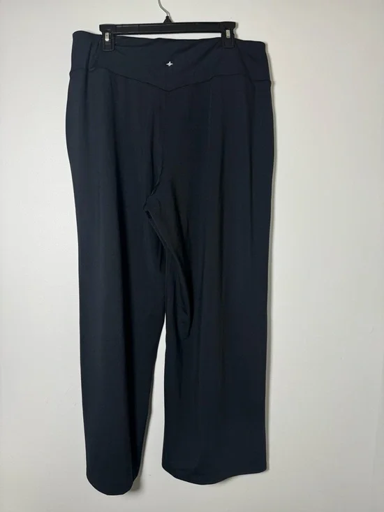 HALARA Black Wide-Leg Pull-On Pants with Crossover Waist - Picture 3 of 6